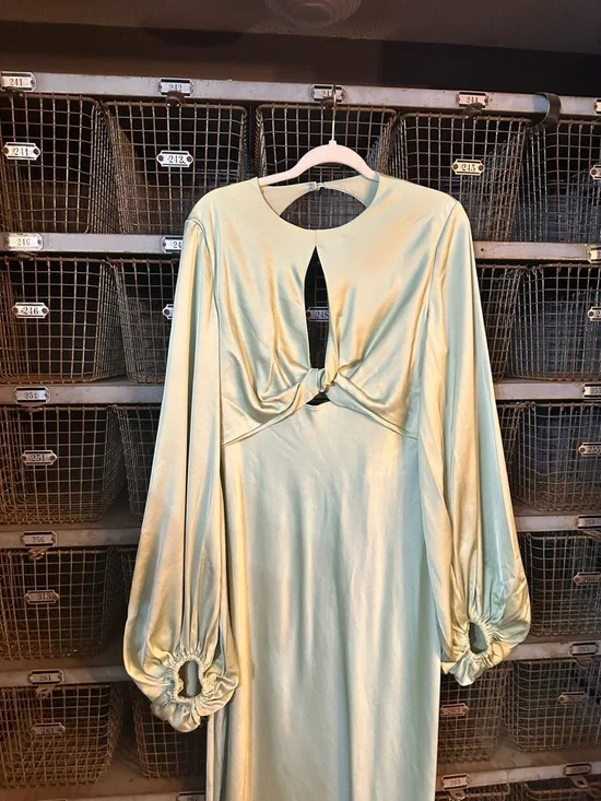 Significant Other Sage Green Demi Midi Dress Size 12 28315 - Picture 5 of 14